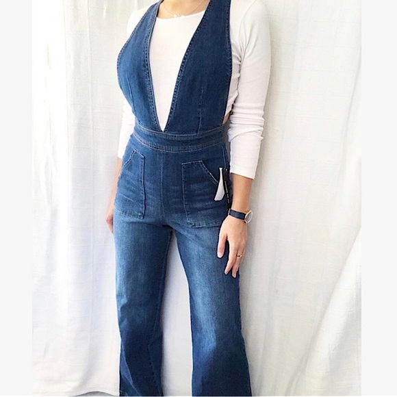 Dollhouse high waist wide flare denim jumpsuit plunging neckline NWT - Picture 1 of 4